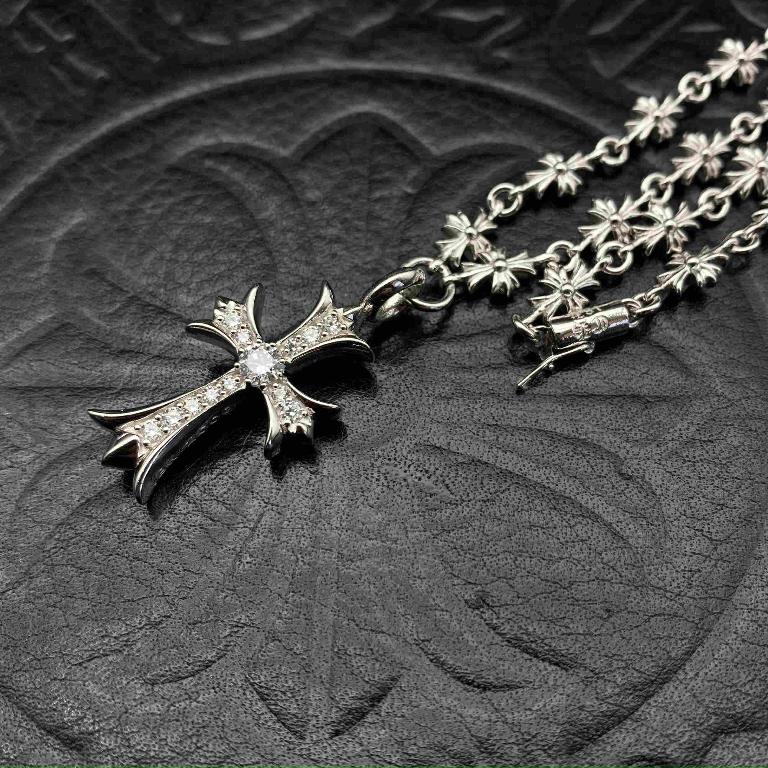880 RMB (Custom 14 days)