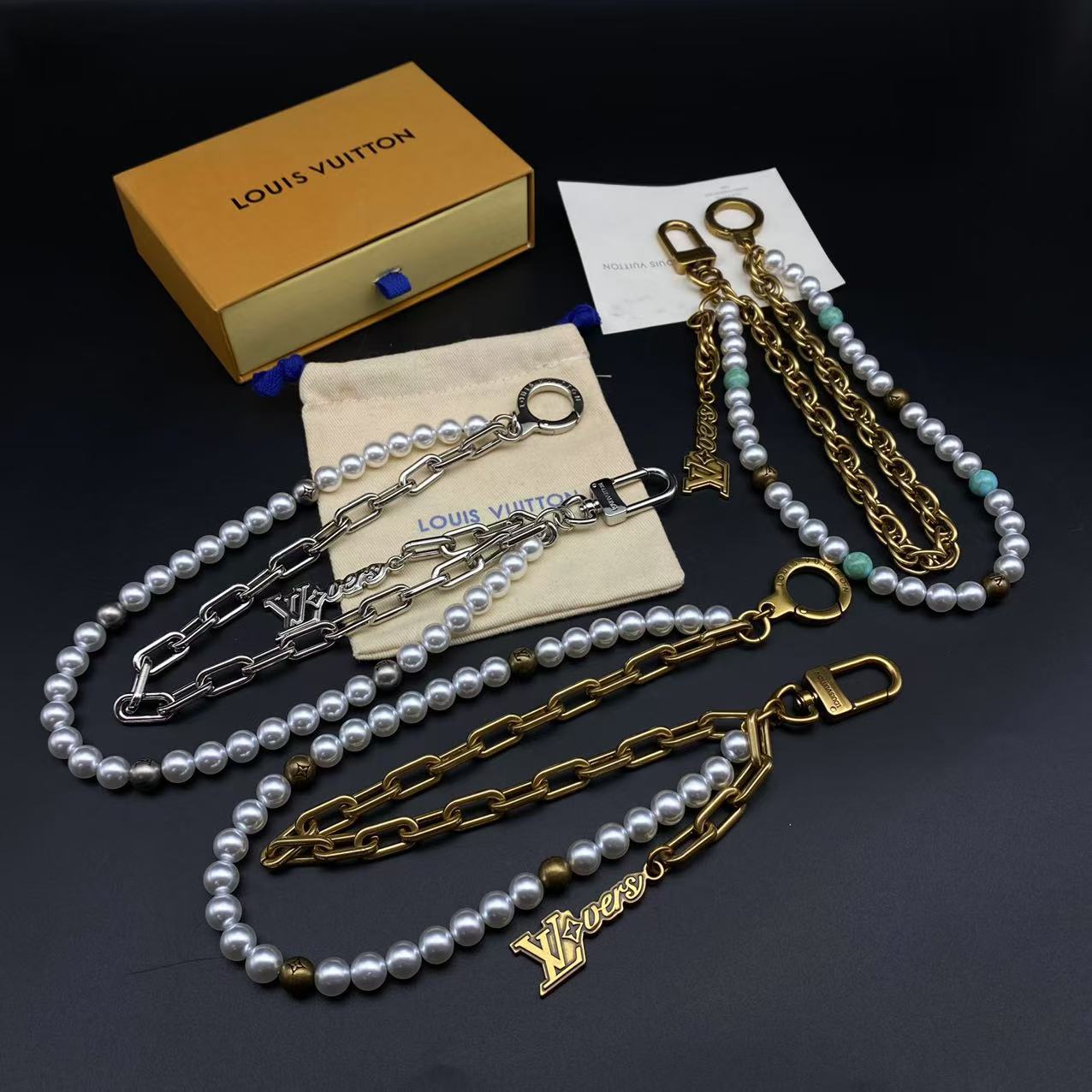 218RMB
